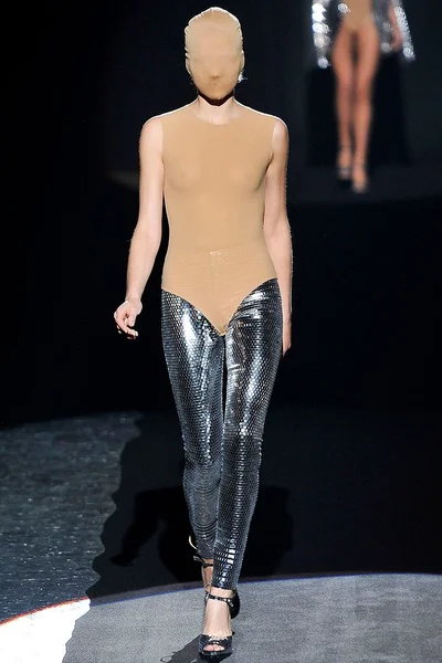 Look 34